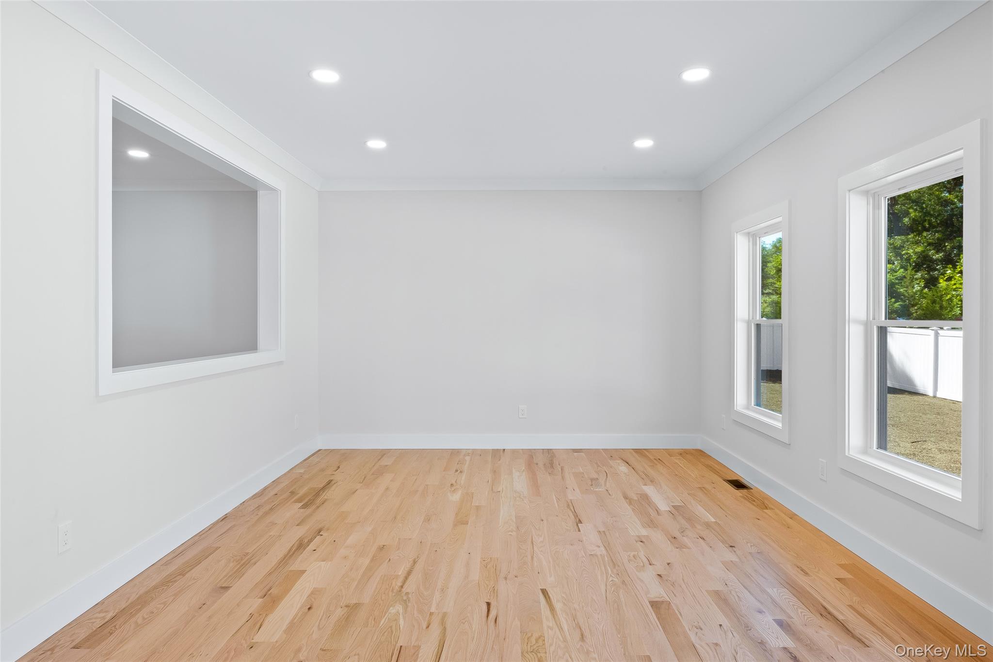 557 Canal Road Property Photo 12