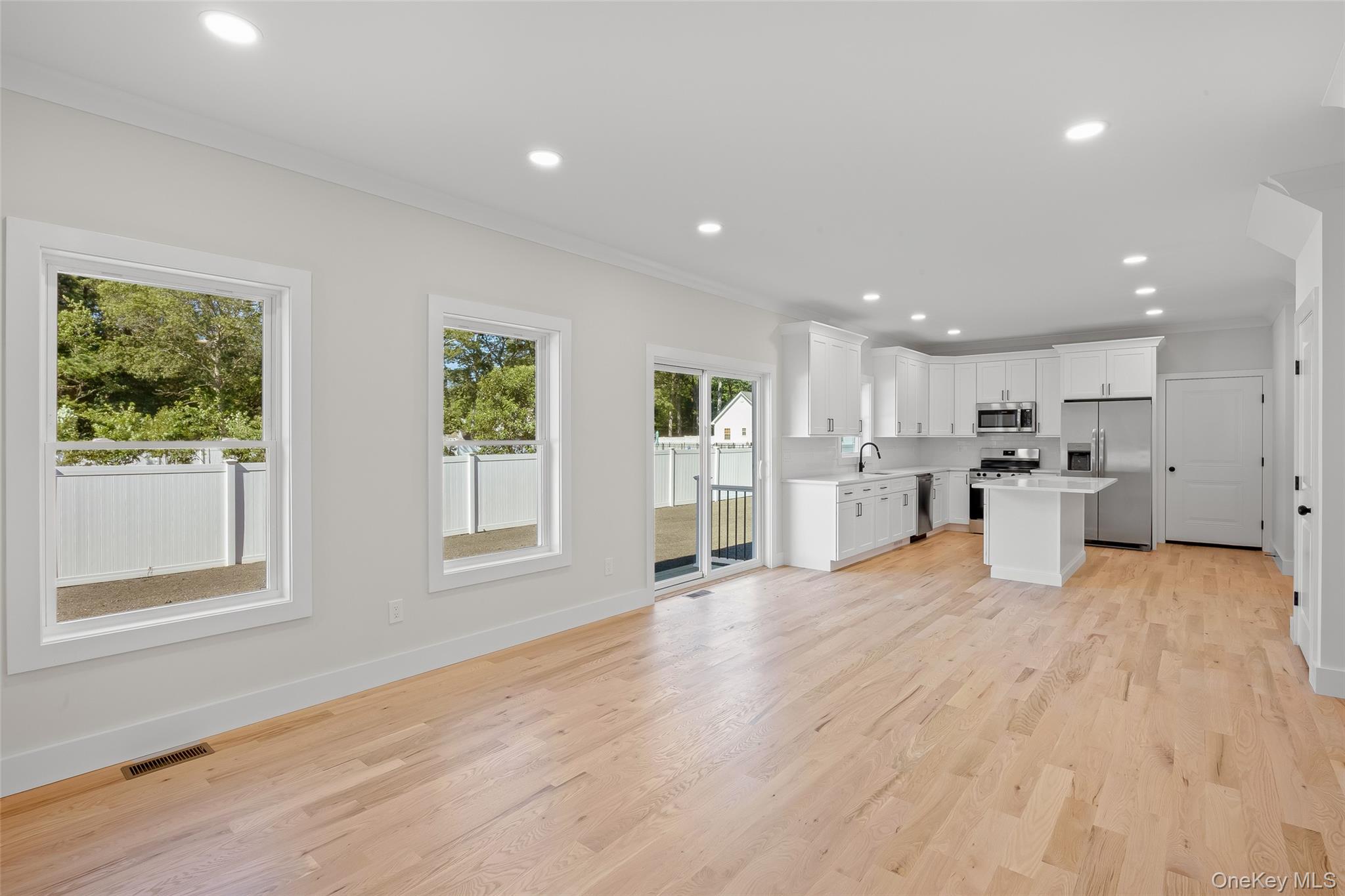 557 Canal Road Property Photo 14