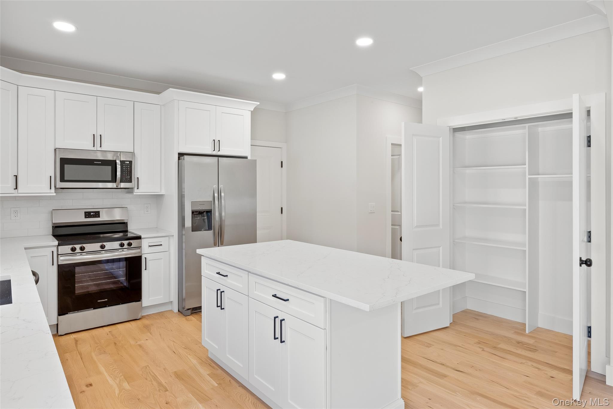 557 Canal Road Property Photo 19