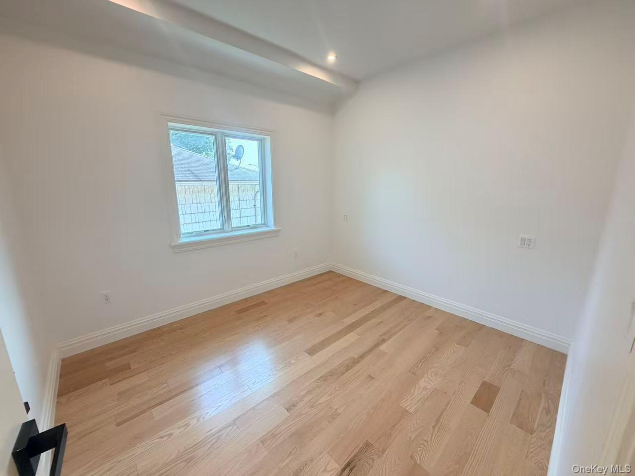 71-39 166th Street Property Photo 5