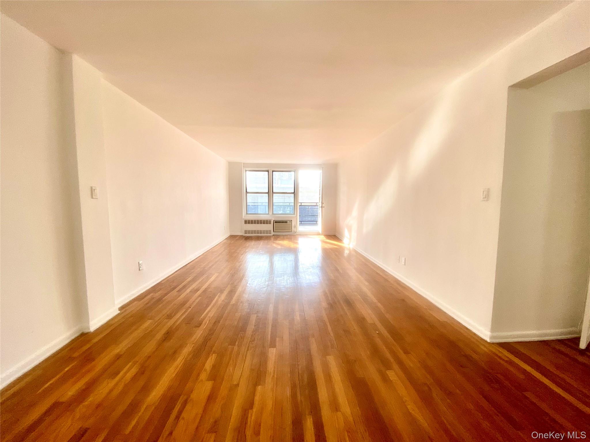 41-25 Kissena Boulevard 2S Property Photo 1