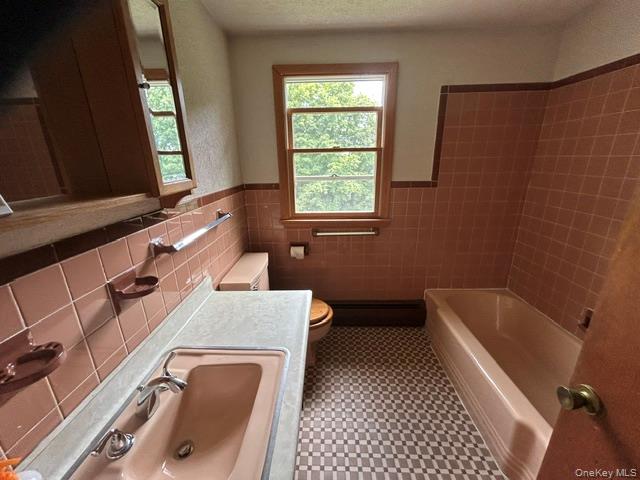 72 Ann Road Property Photo 16