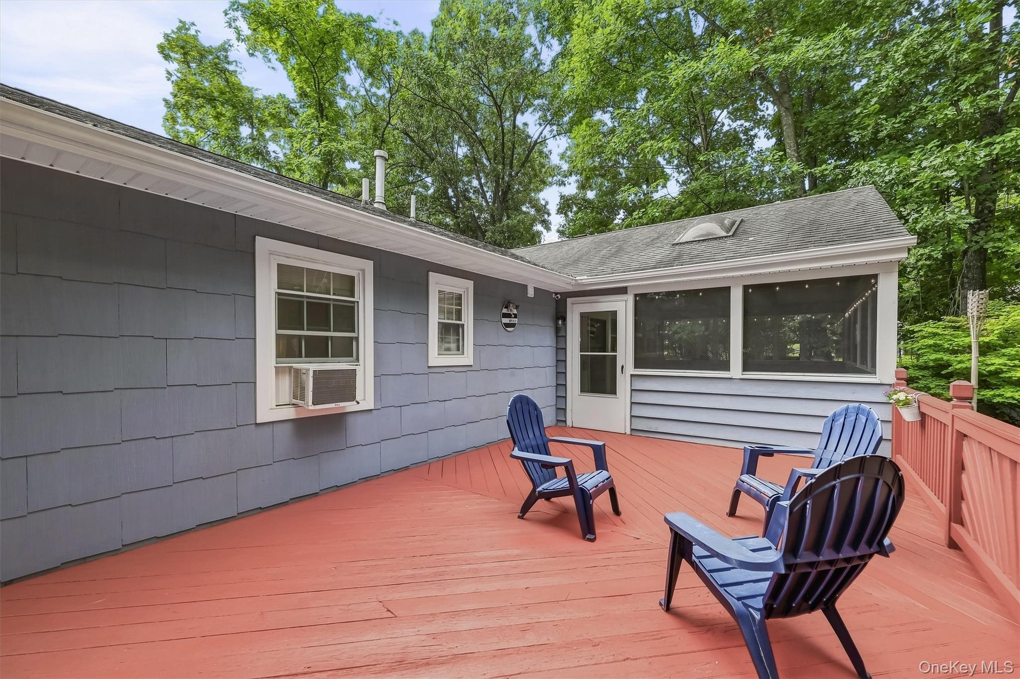 41 Forestdale Avenue Property Photo 43