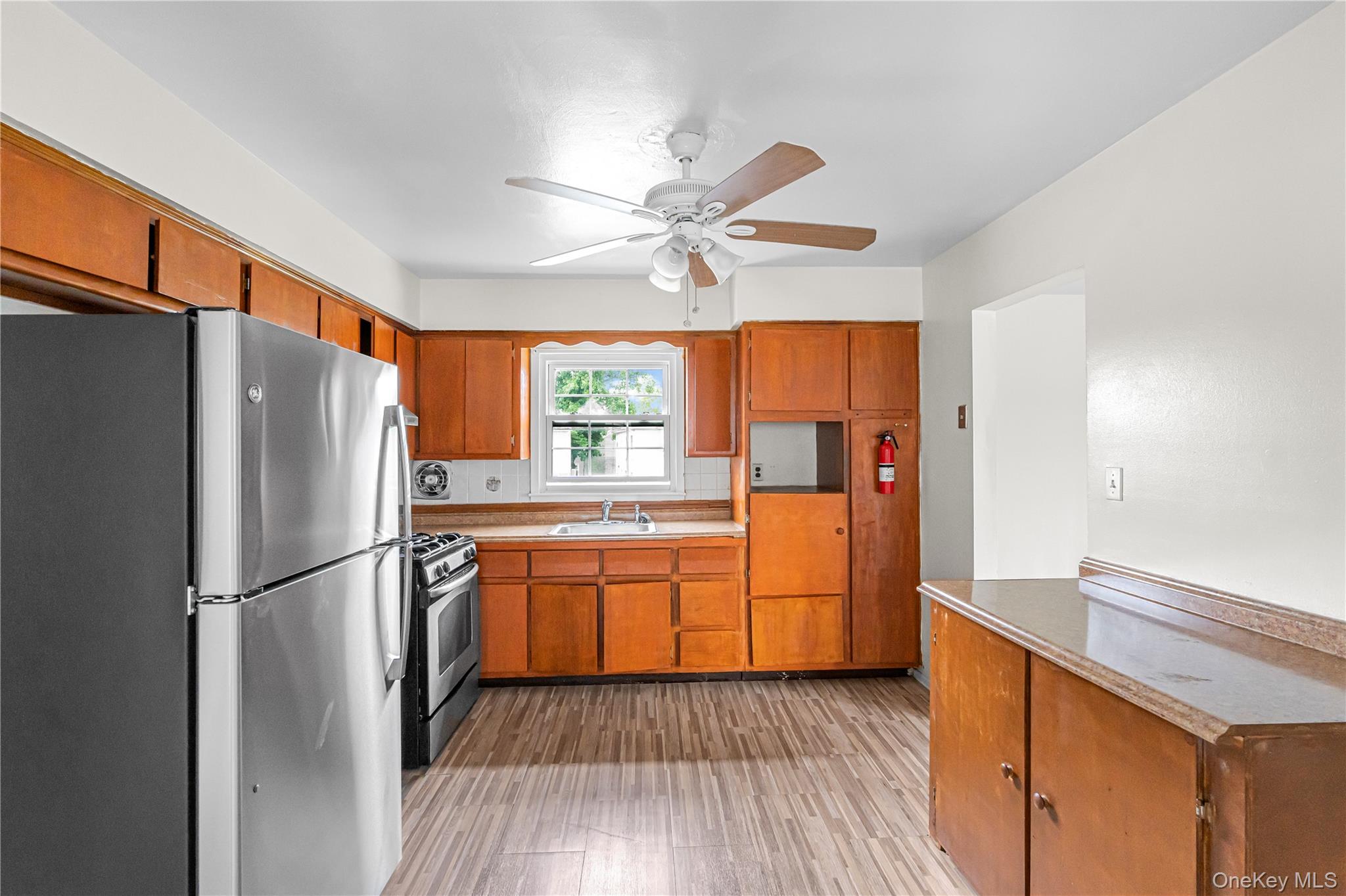 13719 257th Street Property Photo 7