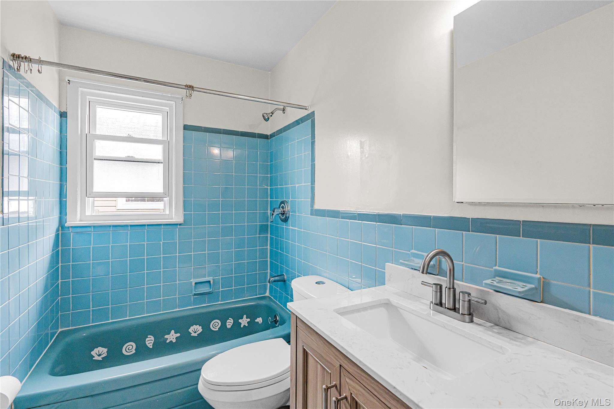 13719 257th Street Property Photo 9