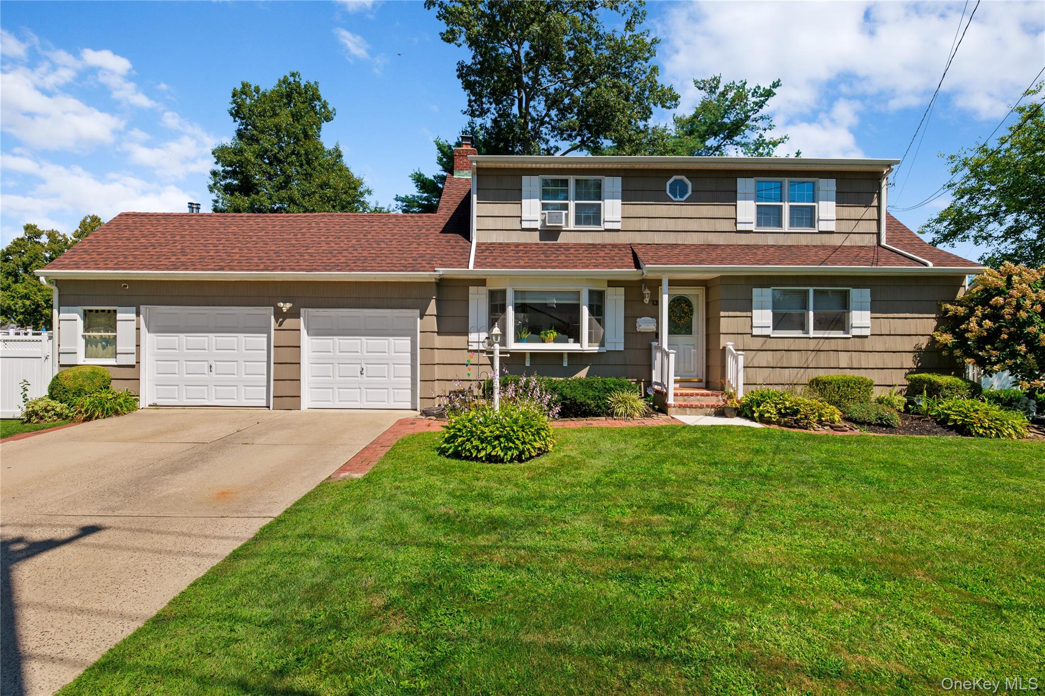 13 Westwood Drive Property Photo 2