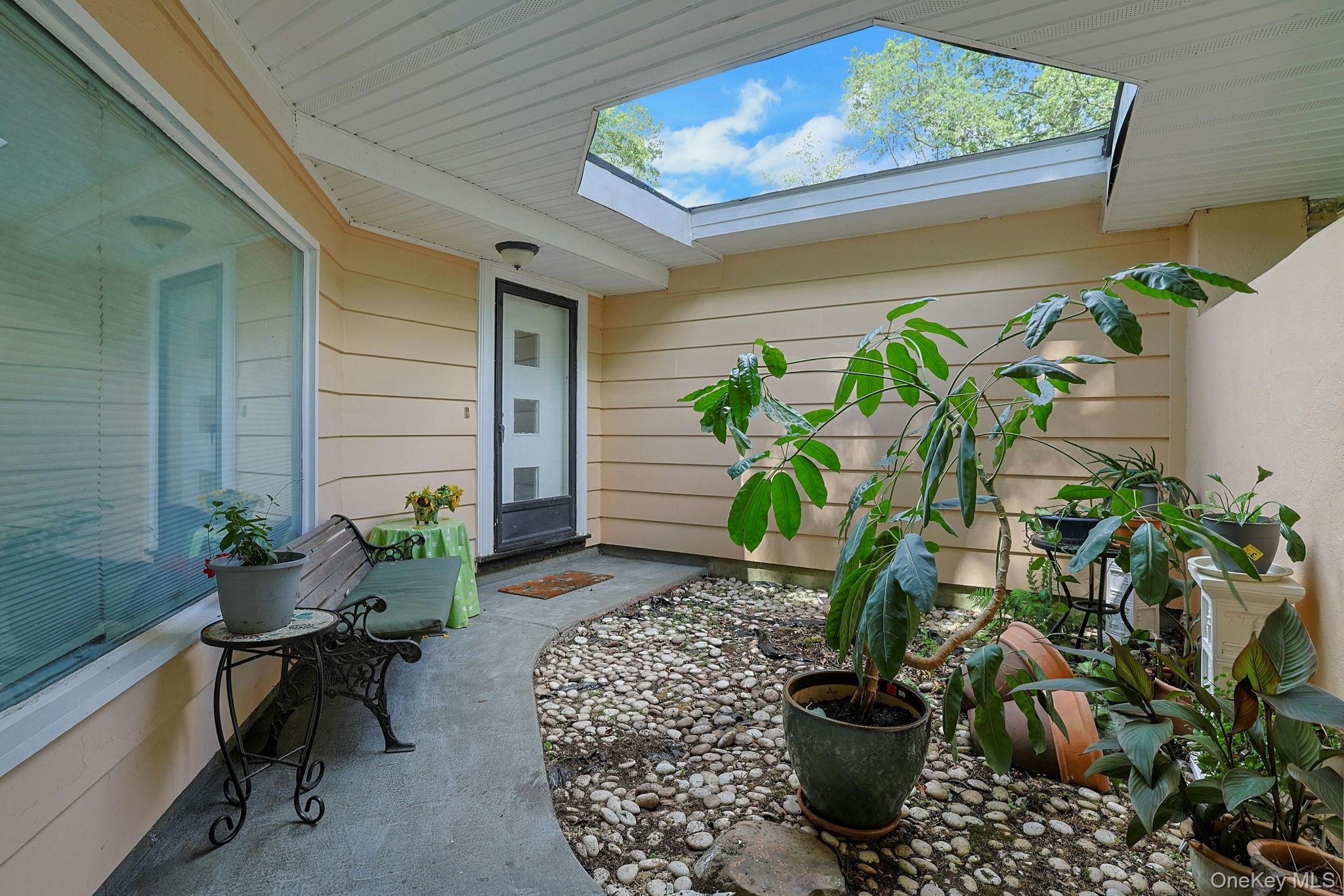 130 Apple Lane Drive Property Photo 4