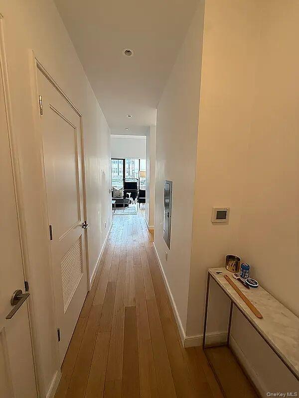 225 E 19th Street 802 Property Photo 6