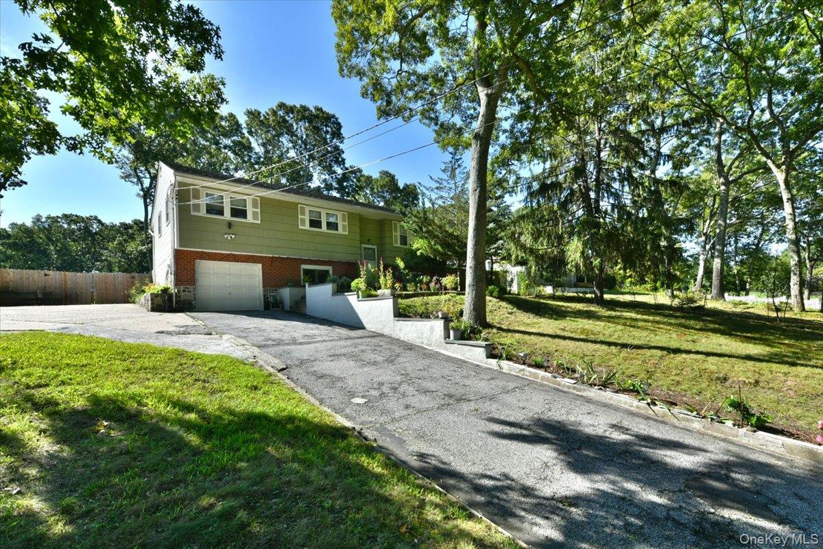 16 Edgar Drive Property Photo 3