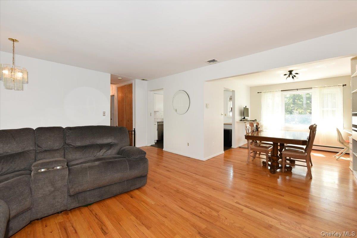 16 Edgar Drive Property Photo 7
