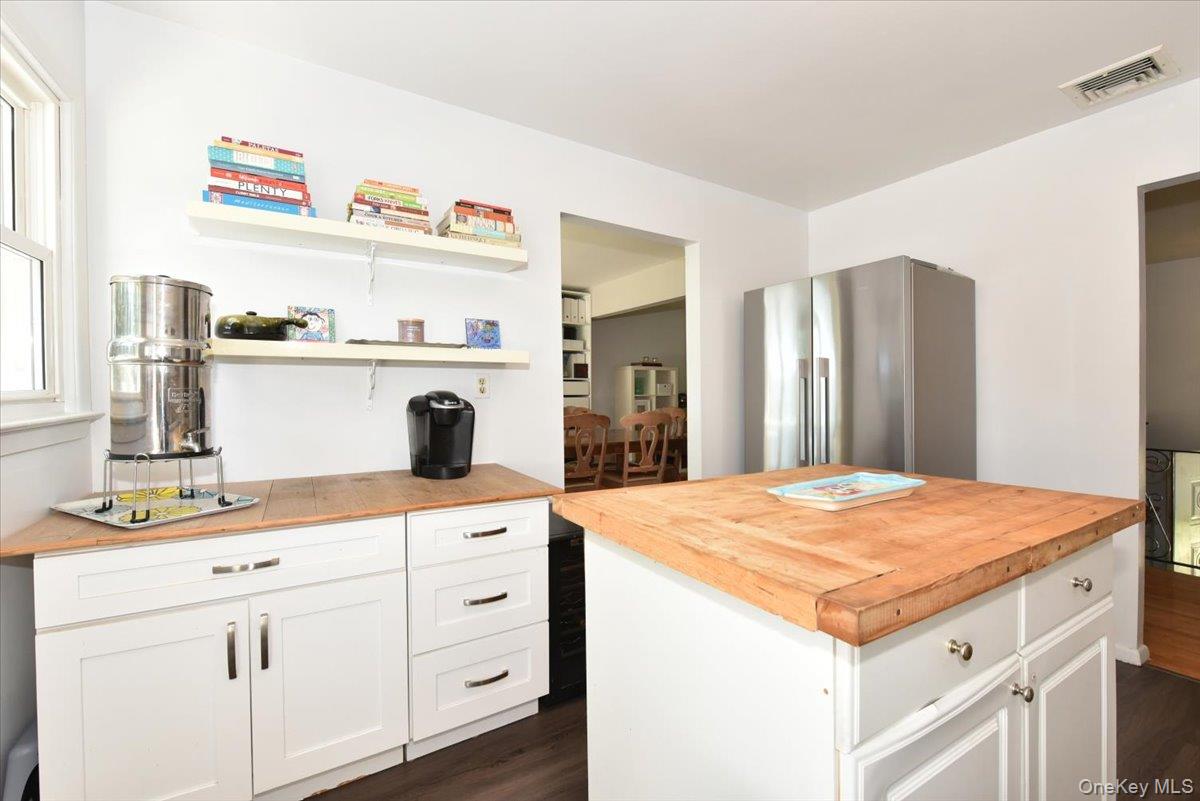 16 Edgar Drive Property Photo 10