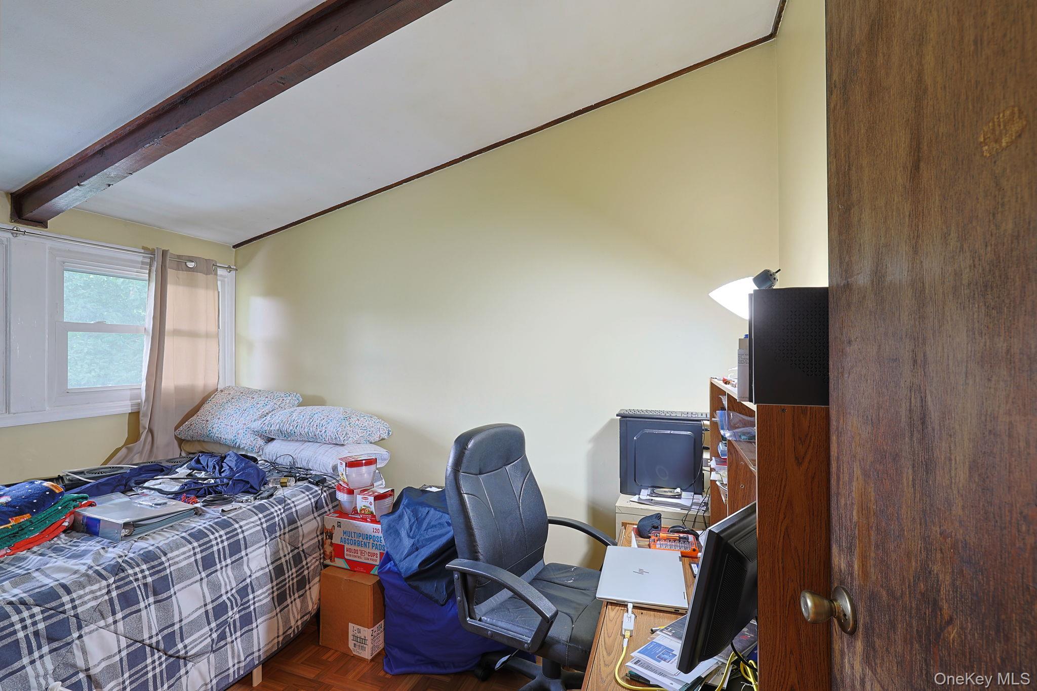 11 Laurie Lane Property Photo 12