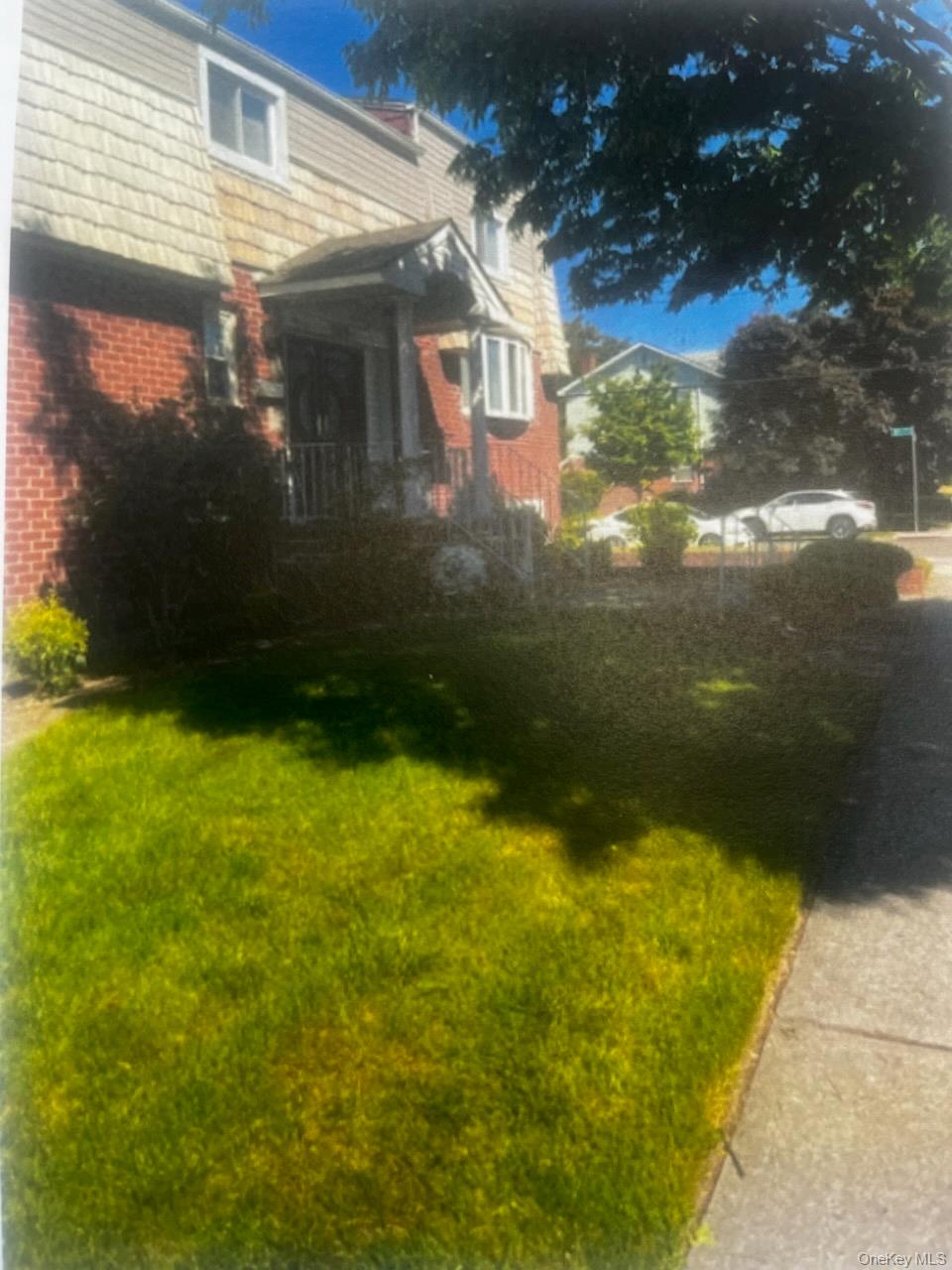 8104 169th Street Property Photo 2
