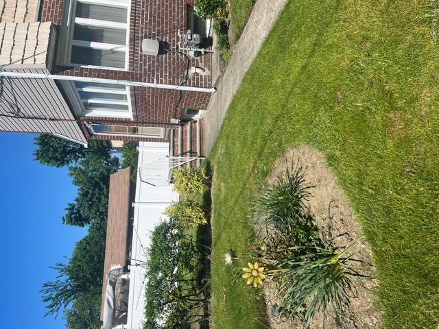8104 169th Street Property Photo 3