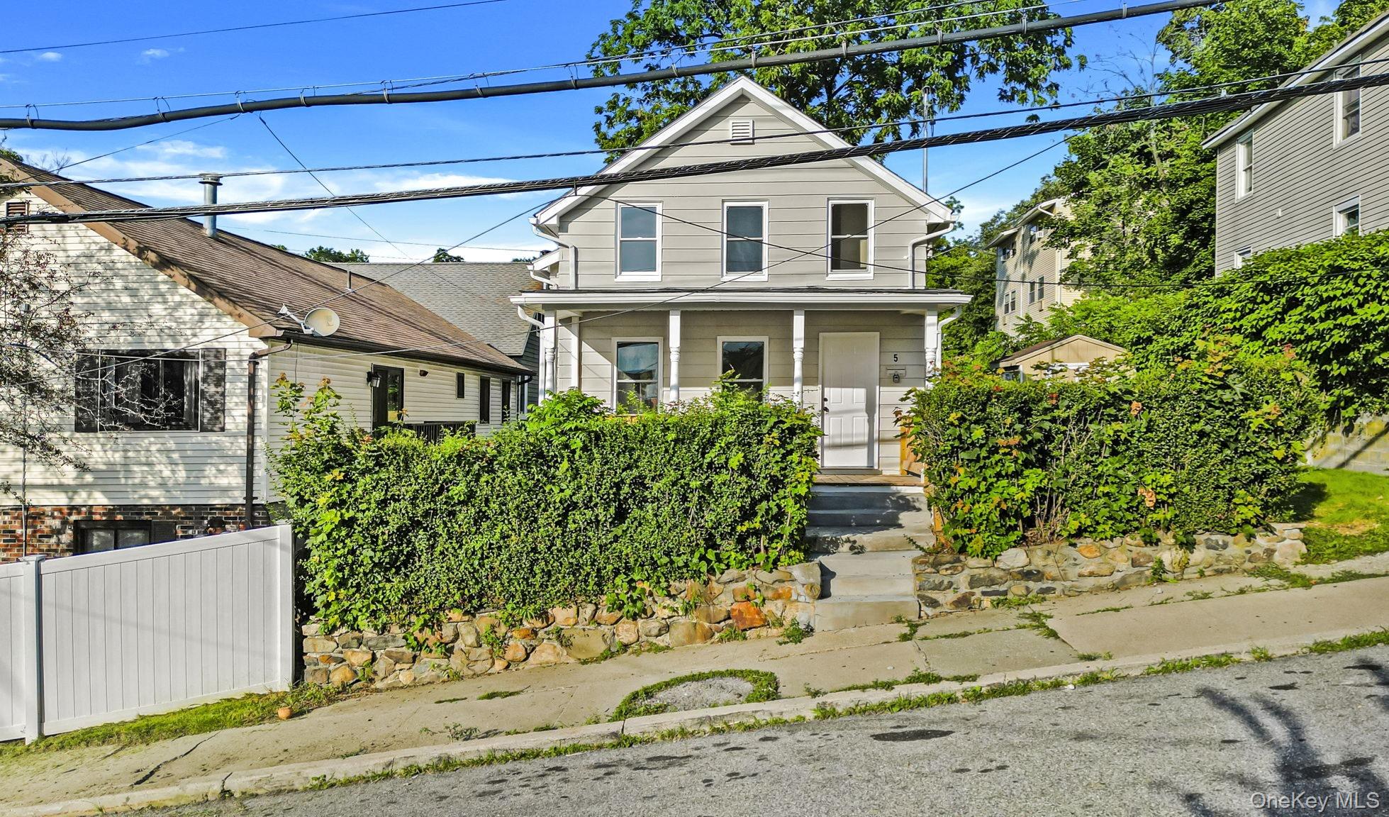 5 Grant Avenue Property Photo 1
