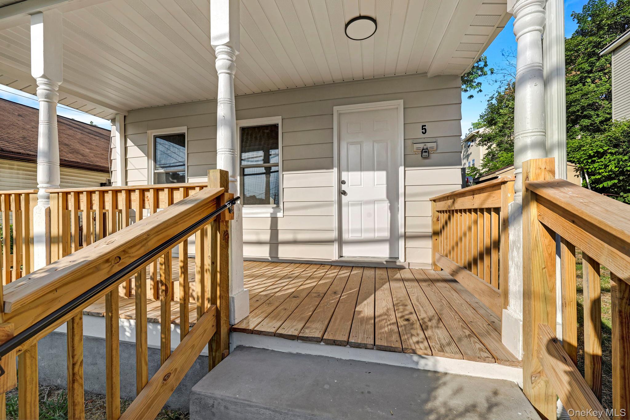 5 Grant Avenue Property Photo 2