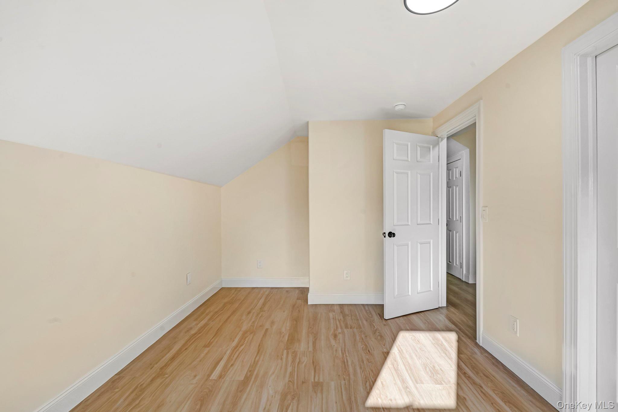 5 Grant Avenue Property Photo 15