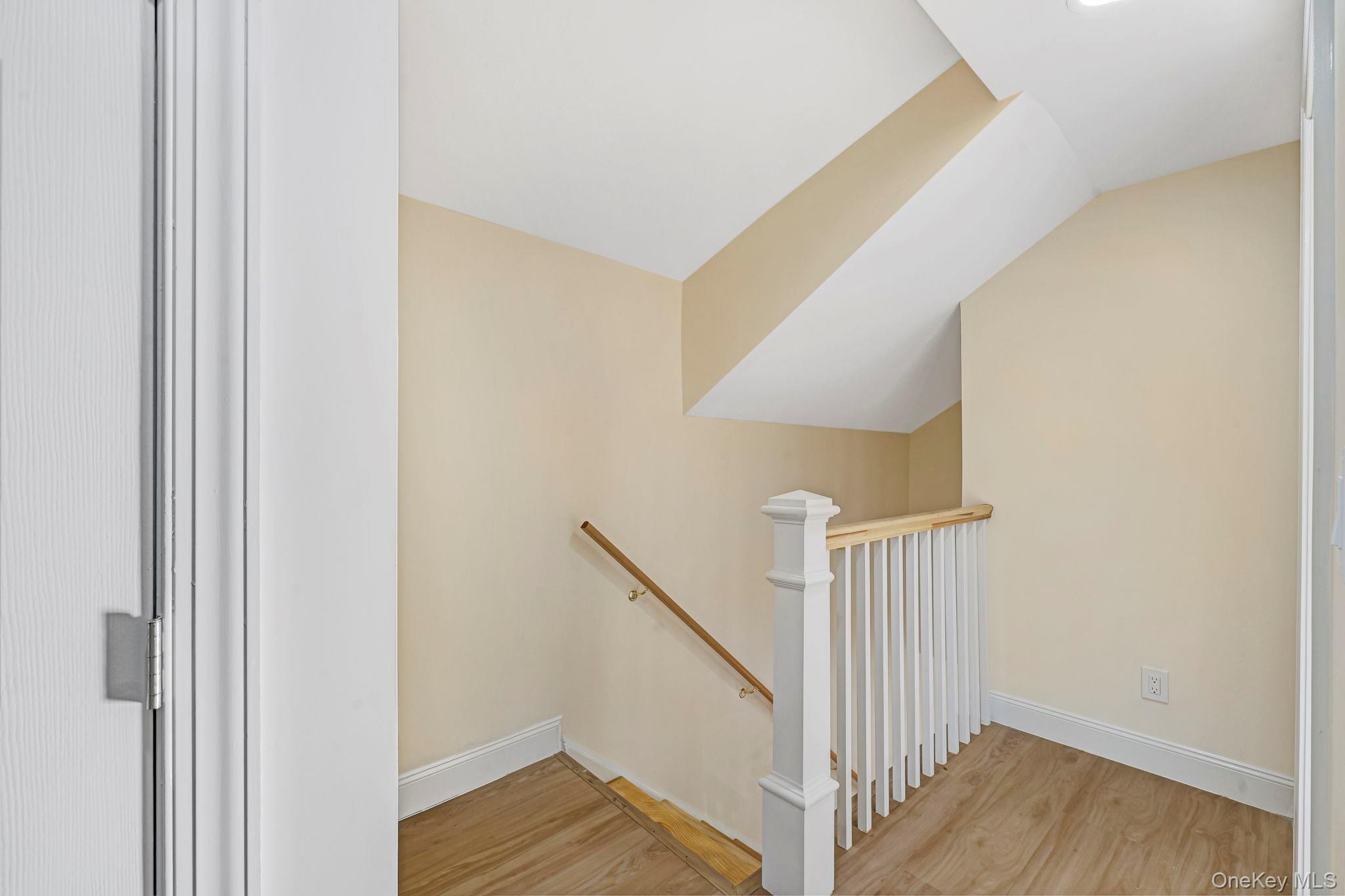 5 Grant Avenue Property Photo 19