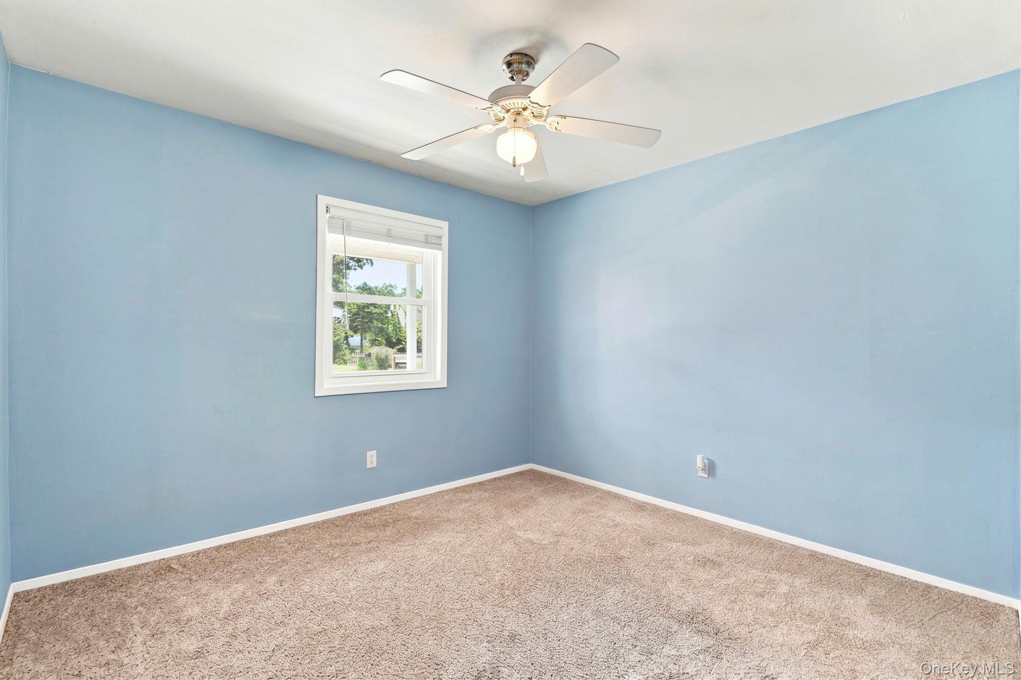 29 Moriches Middle Island Road Property Photo 16