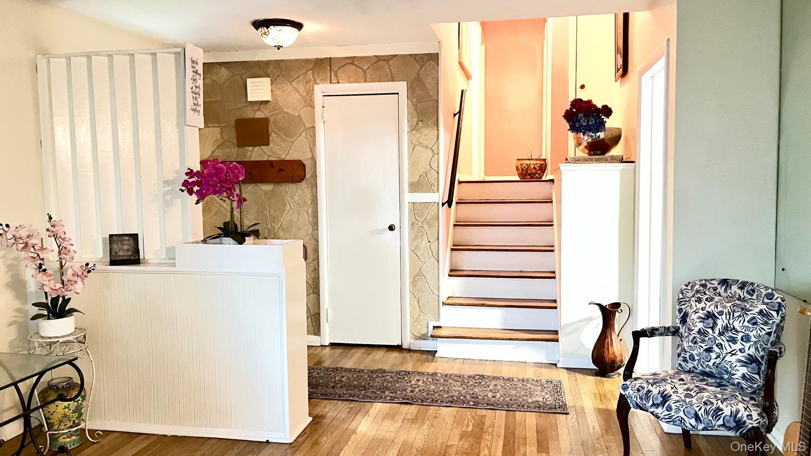 5 Arizona Place Property Photo 3