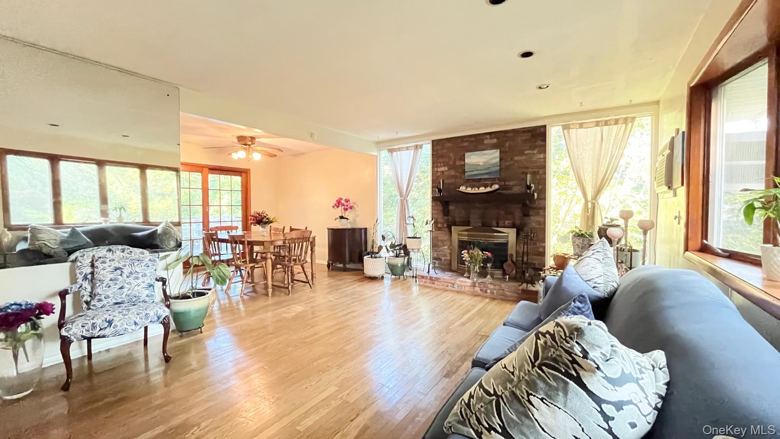 5 Arizona Place Property Photo 4
