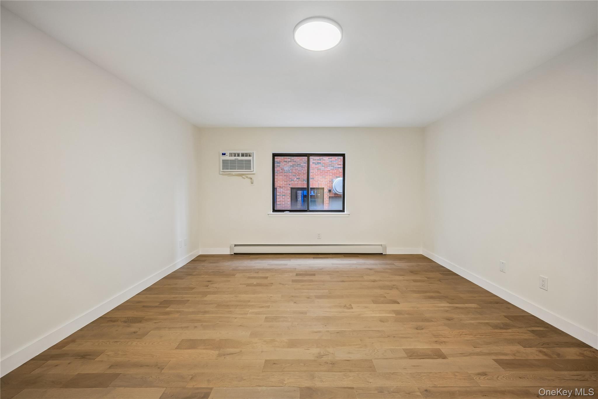 14726 Roosevelt Avenue 1c Property Photo 14
