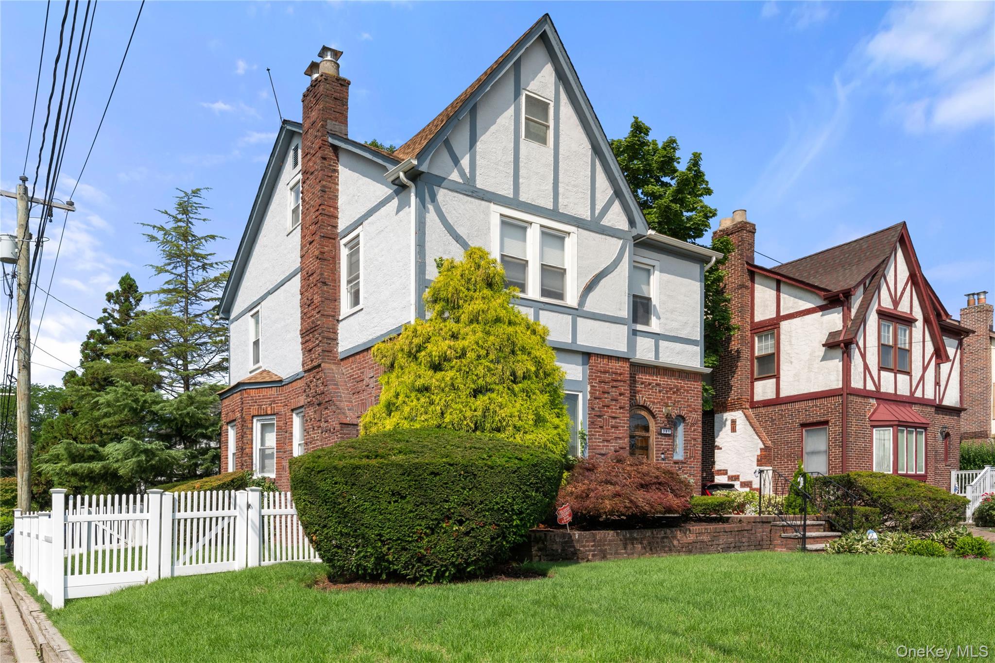 381 Woodmere Boulevard Property Photo 1