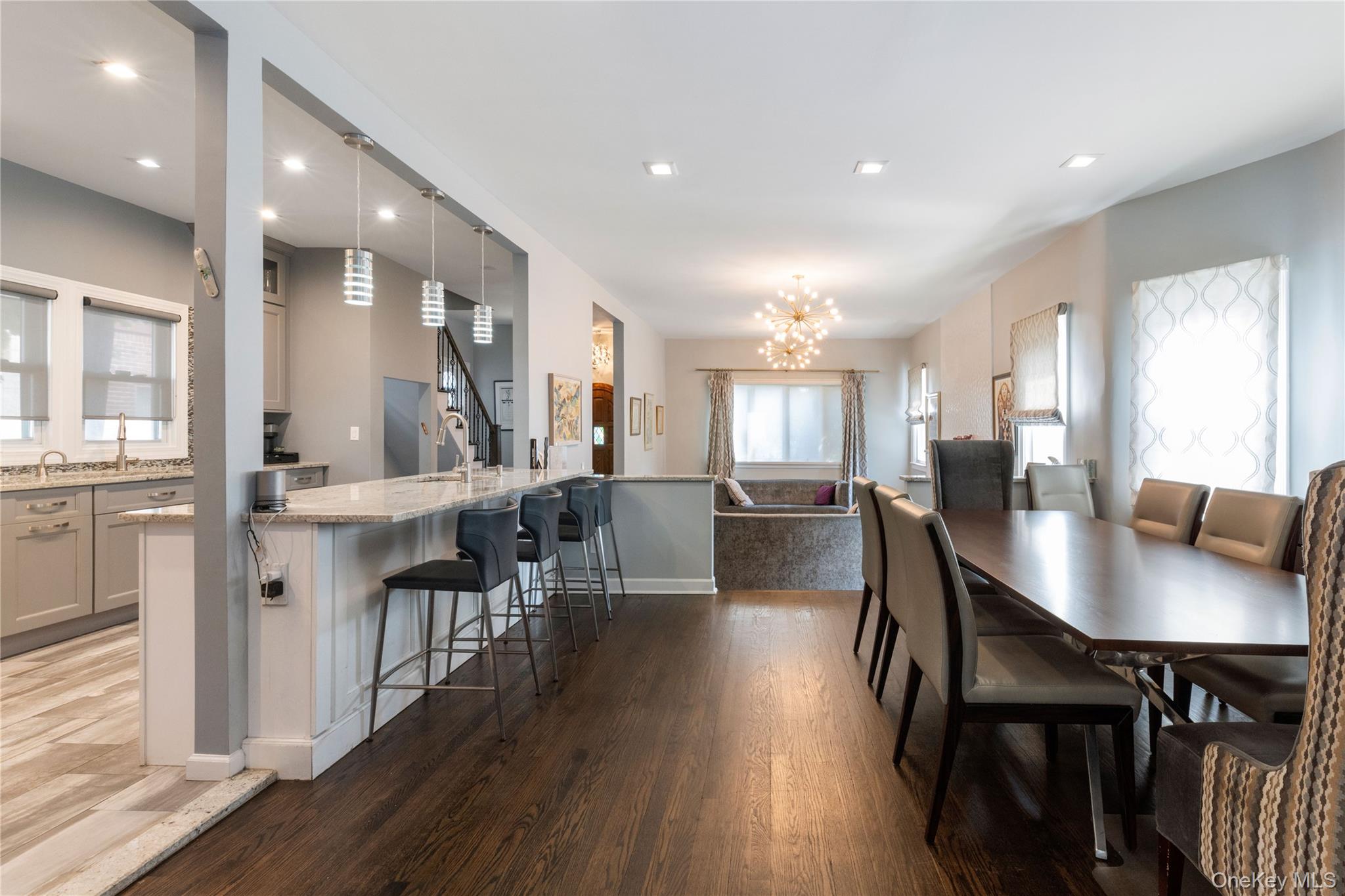 381 Woodmere Boulevard Property Photo 7