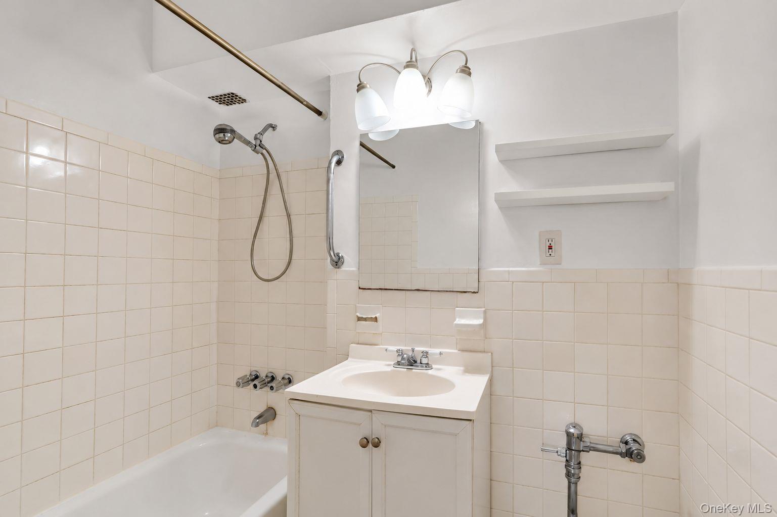 59-30 108th Street 5g Property Photo 29
