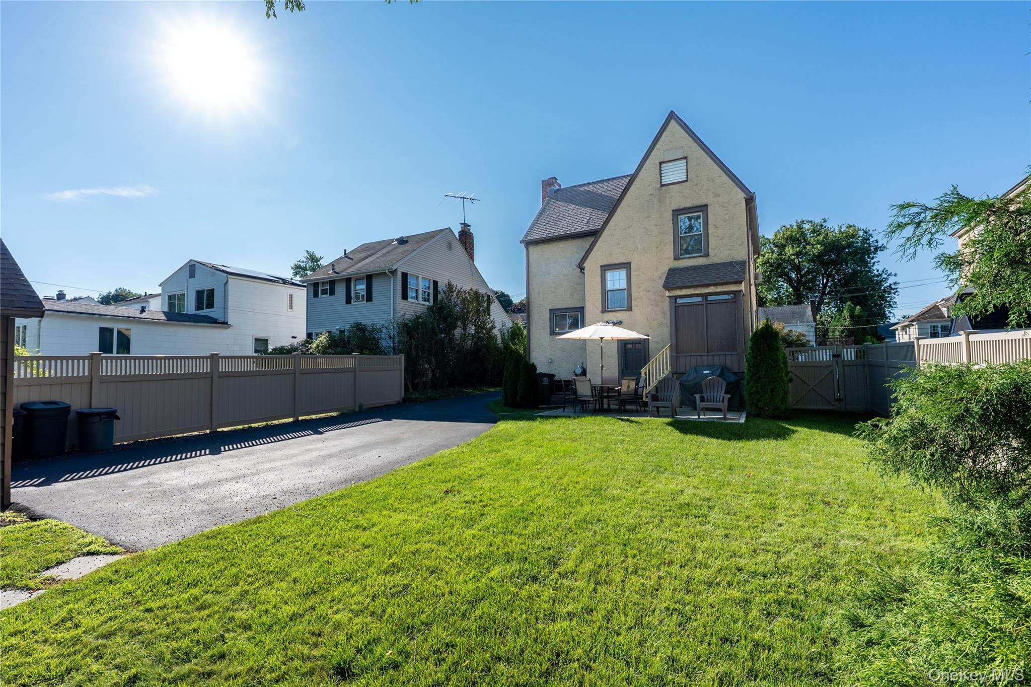 136 Grant Avenue Property Photo 8