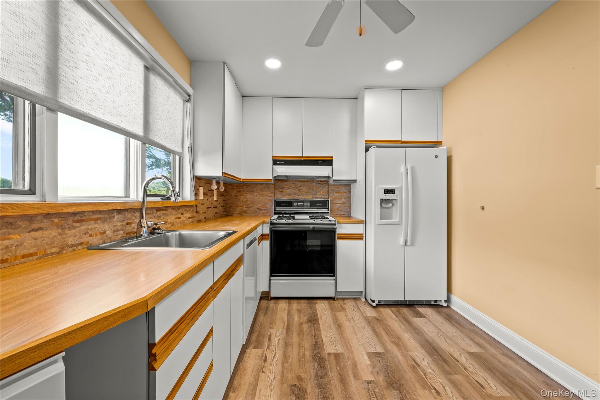 136 Grant Avenue Property Photo 16