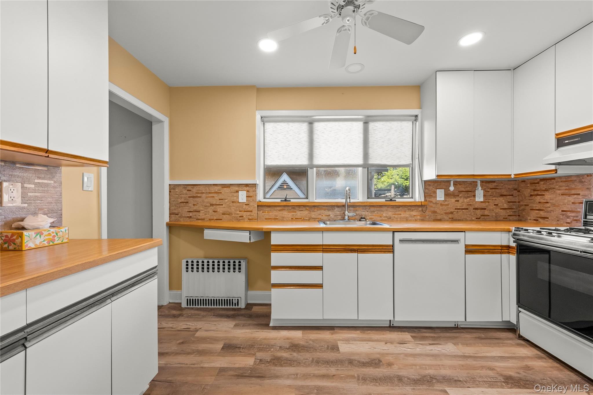 136 Grant Avenue Property Photo 18
