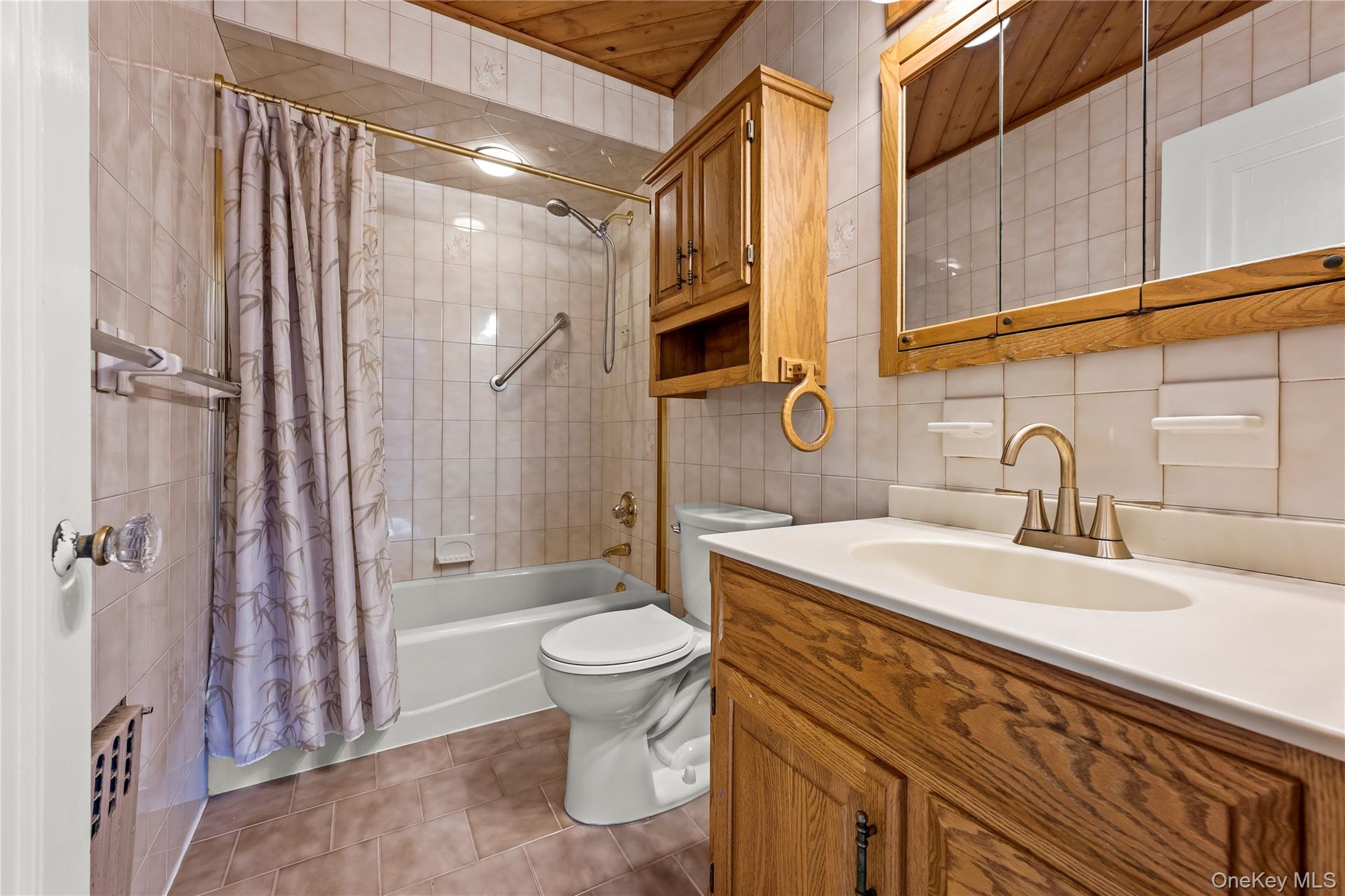 136 Grant Avenue Property Photo 25