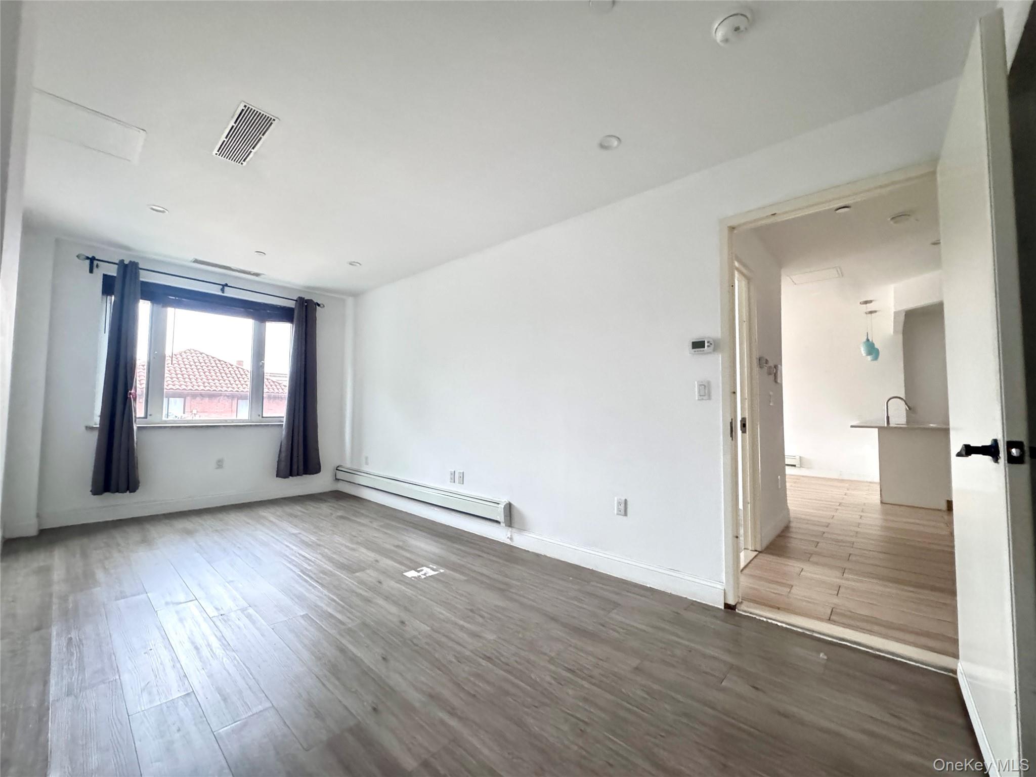 136-20 Booth Memorial Avenue 3a Property Photo 7