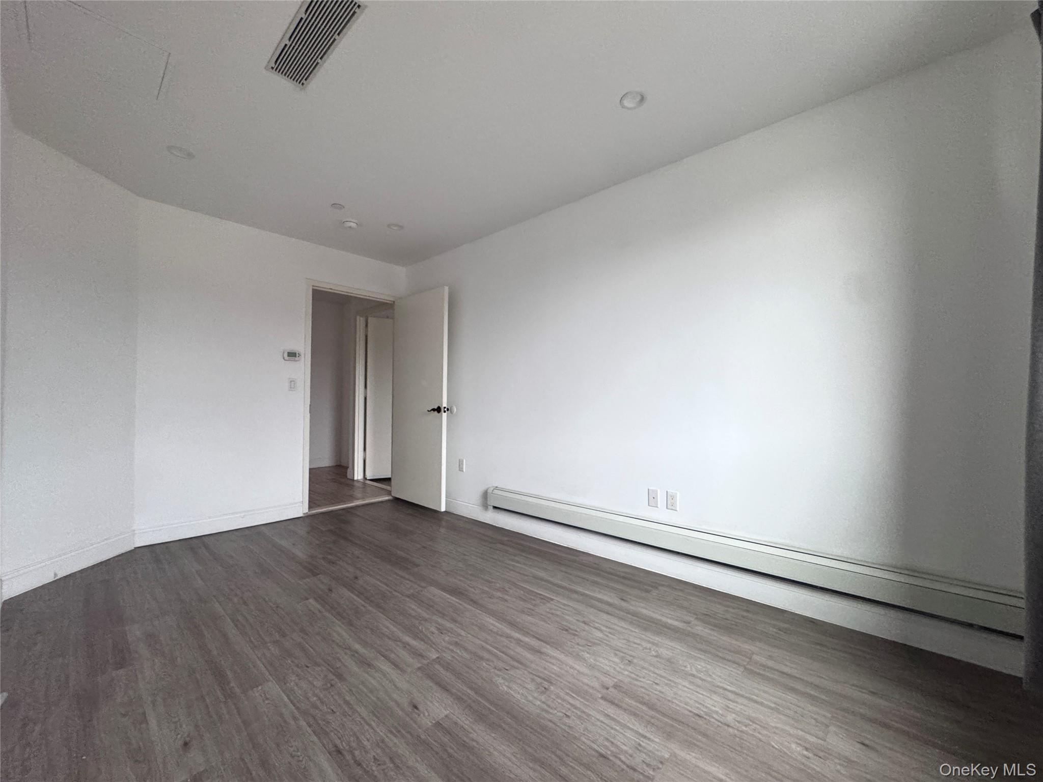 136-20 Booth Memorial Avenue 3a Property Photo 14
