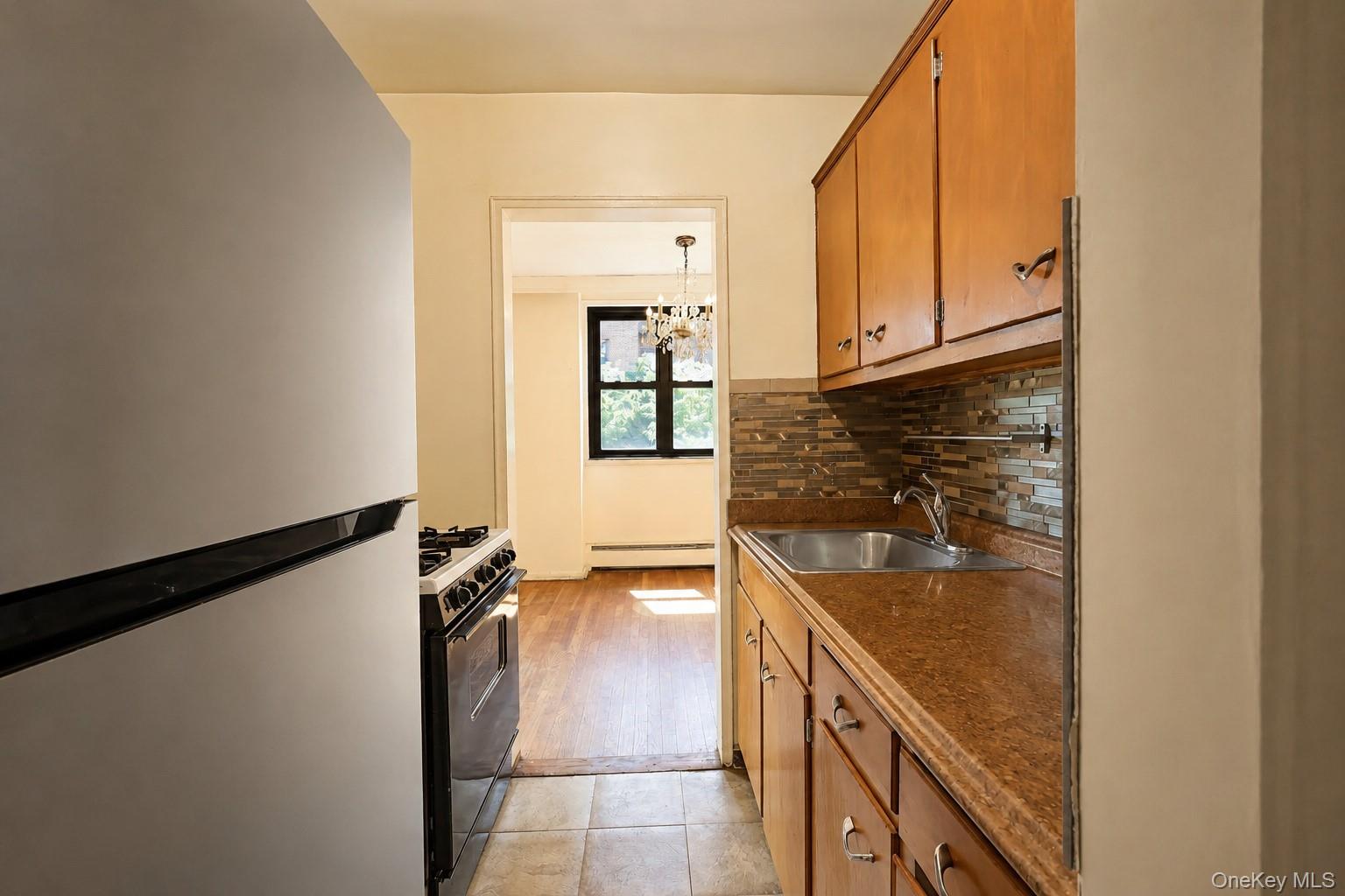 99-35 59th Avenue 4k Property Photo 17