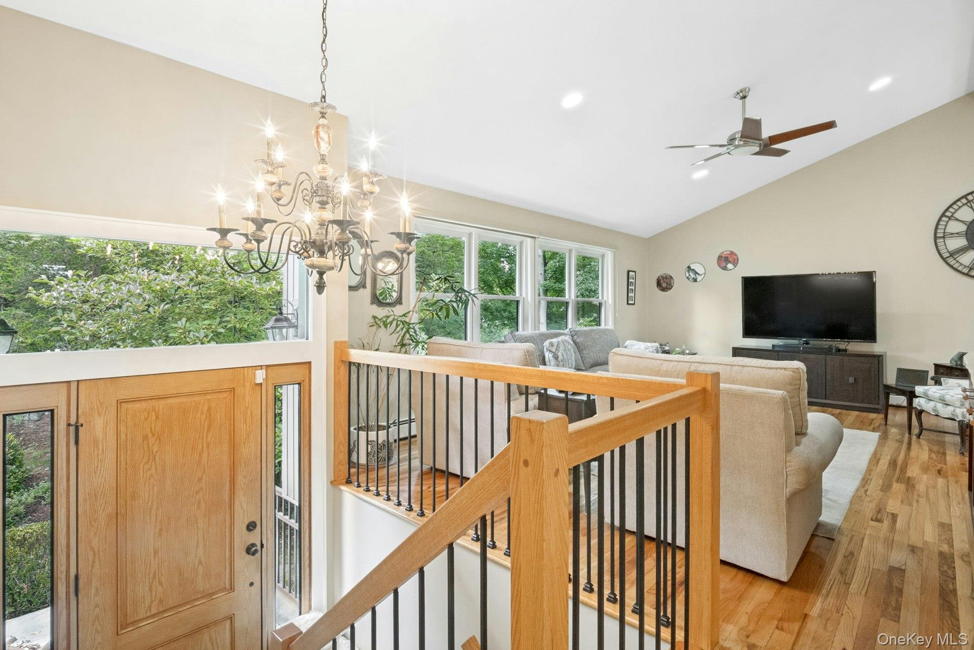 2 Lakeview Avenue Property Photo 2