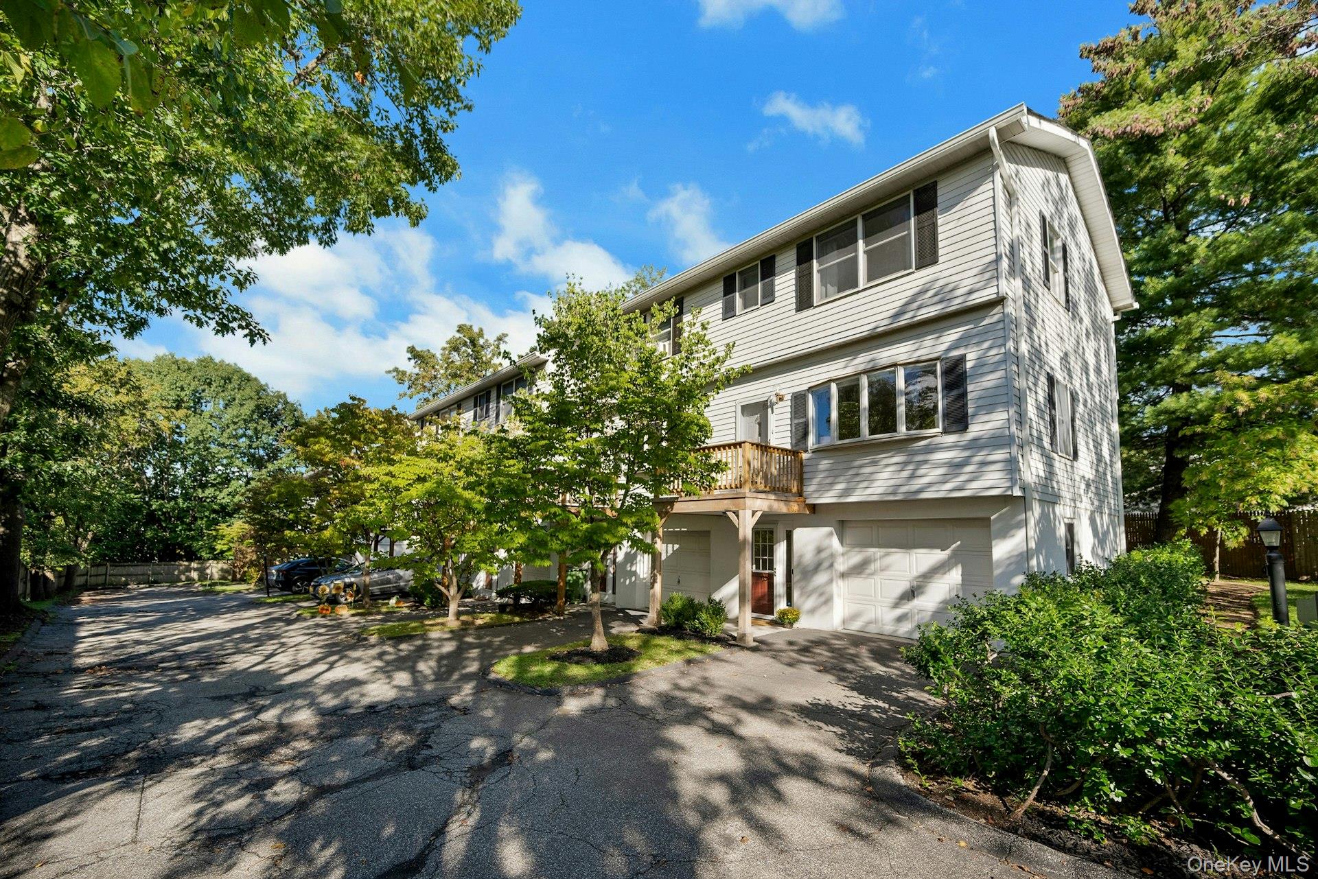 17 Wood Court A Property Photo 1