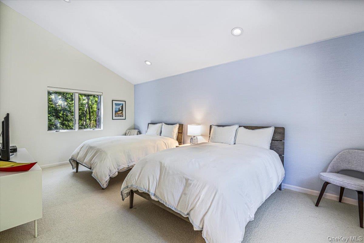 3 Quantuck Bay Lane Property Photo 25