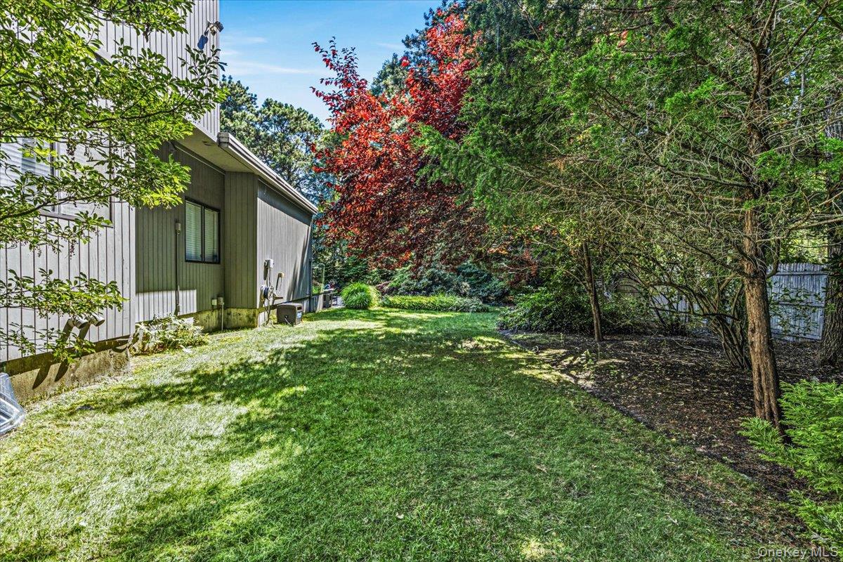 3 Quantuck Bay Lane Property Photo 35
