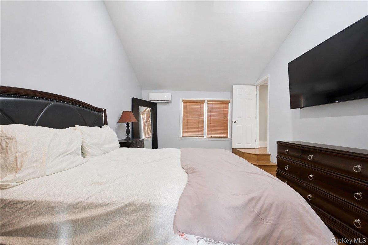 95 Union Street Property Photo 5