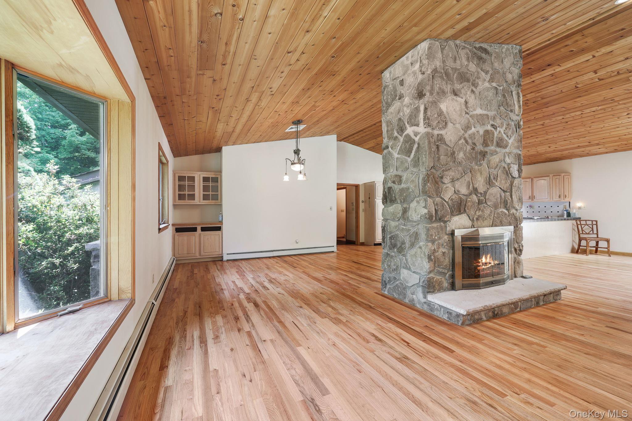 1169 Ridgebury Road Property Photo 4