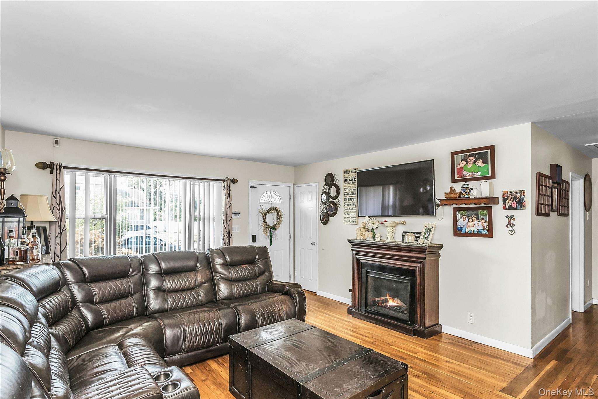 20 Jamaica Avenue Property Photo 6