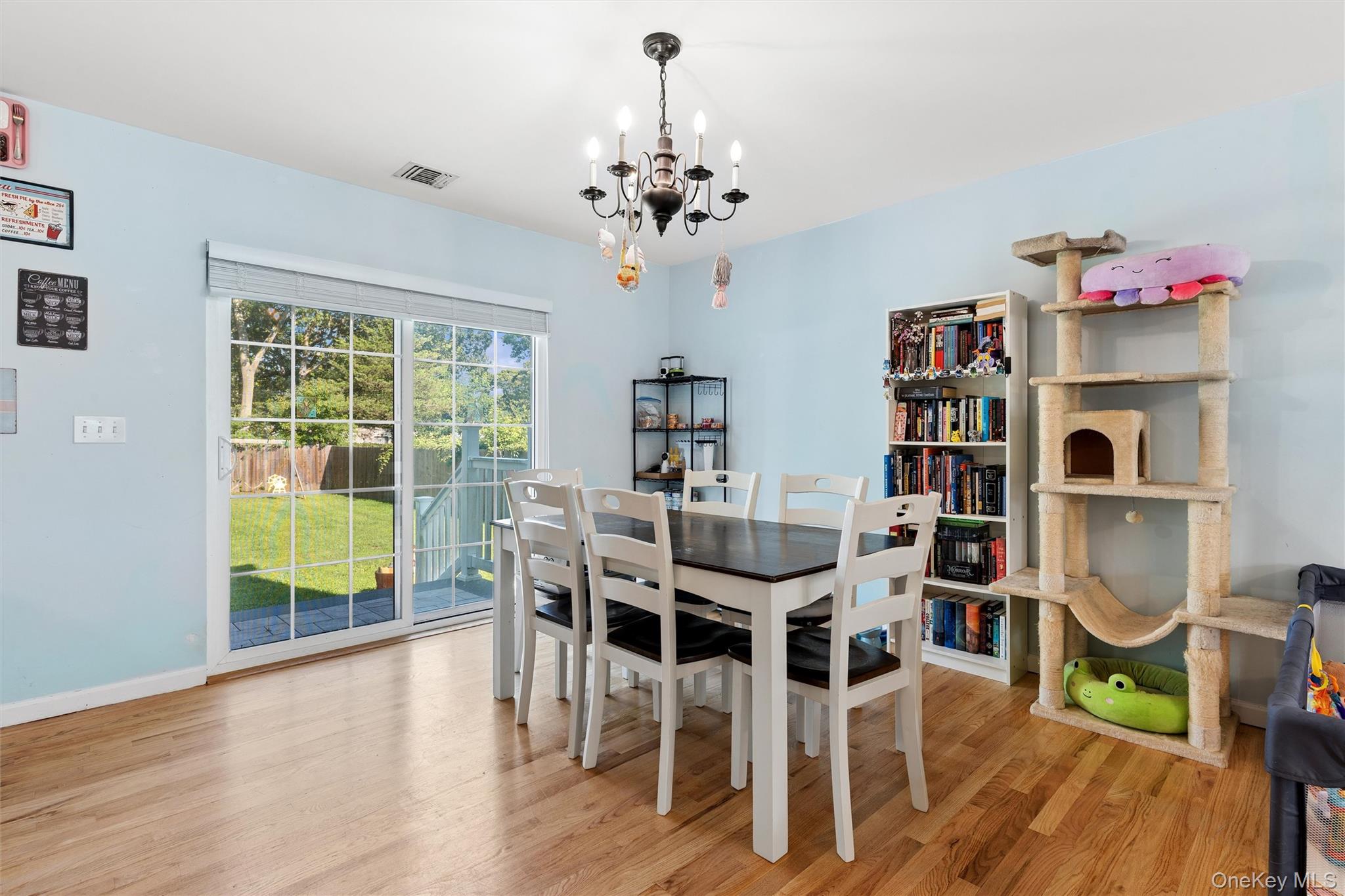 17 Robinwood Street Property Photo 6
