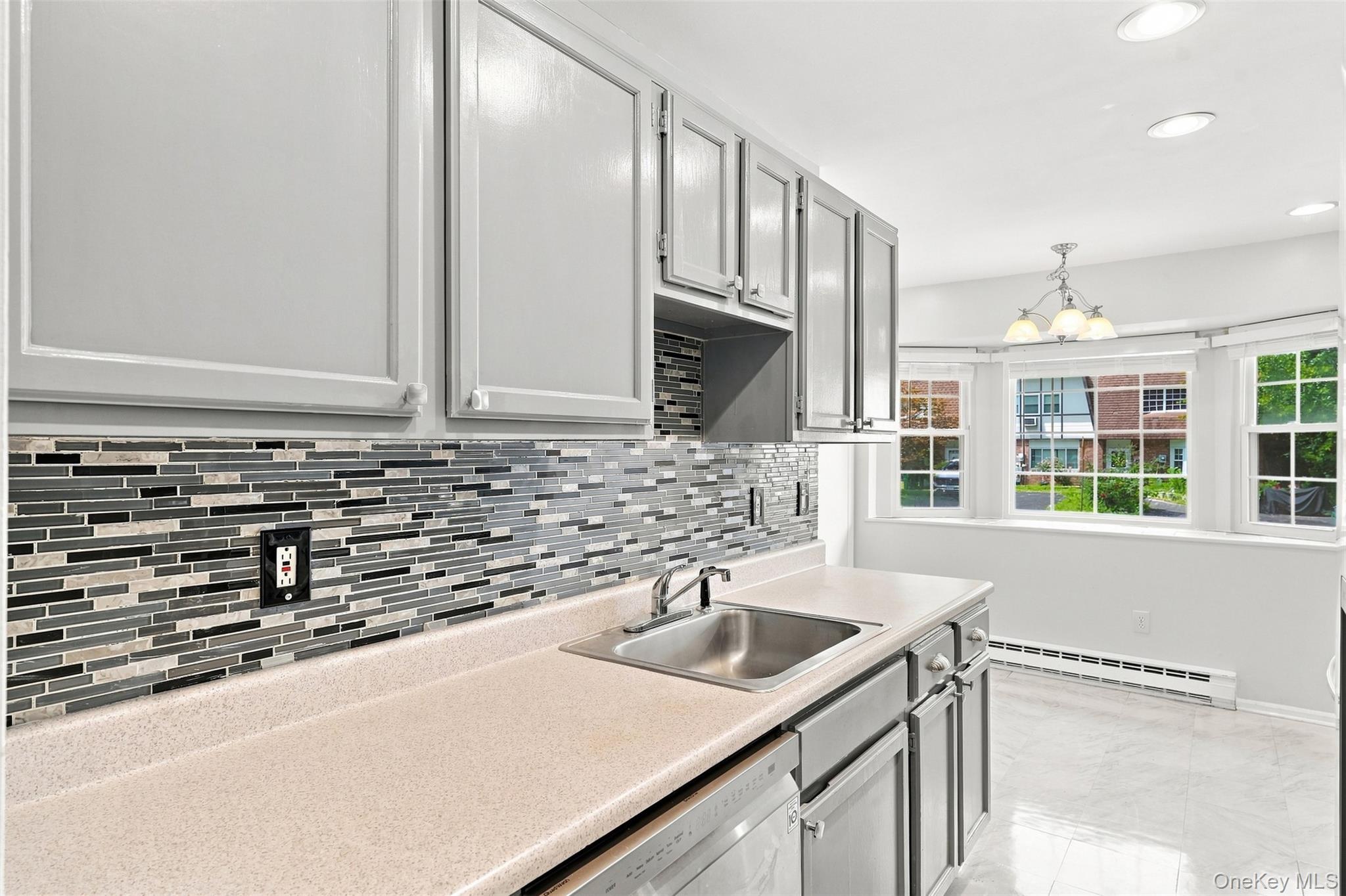 7 Roundtree Court Property Photo 6