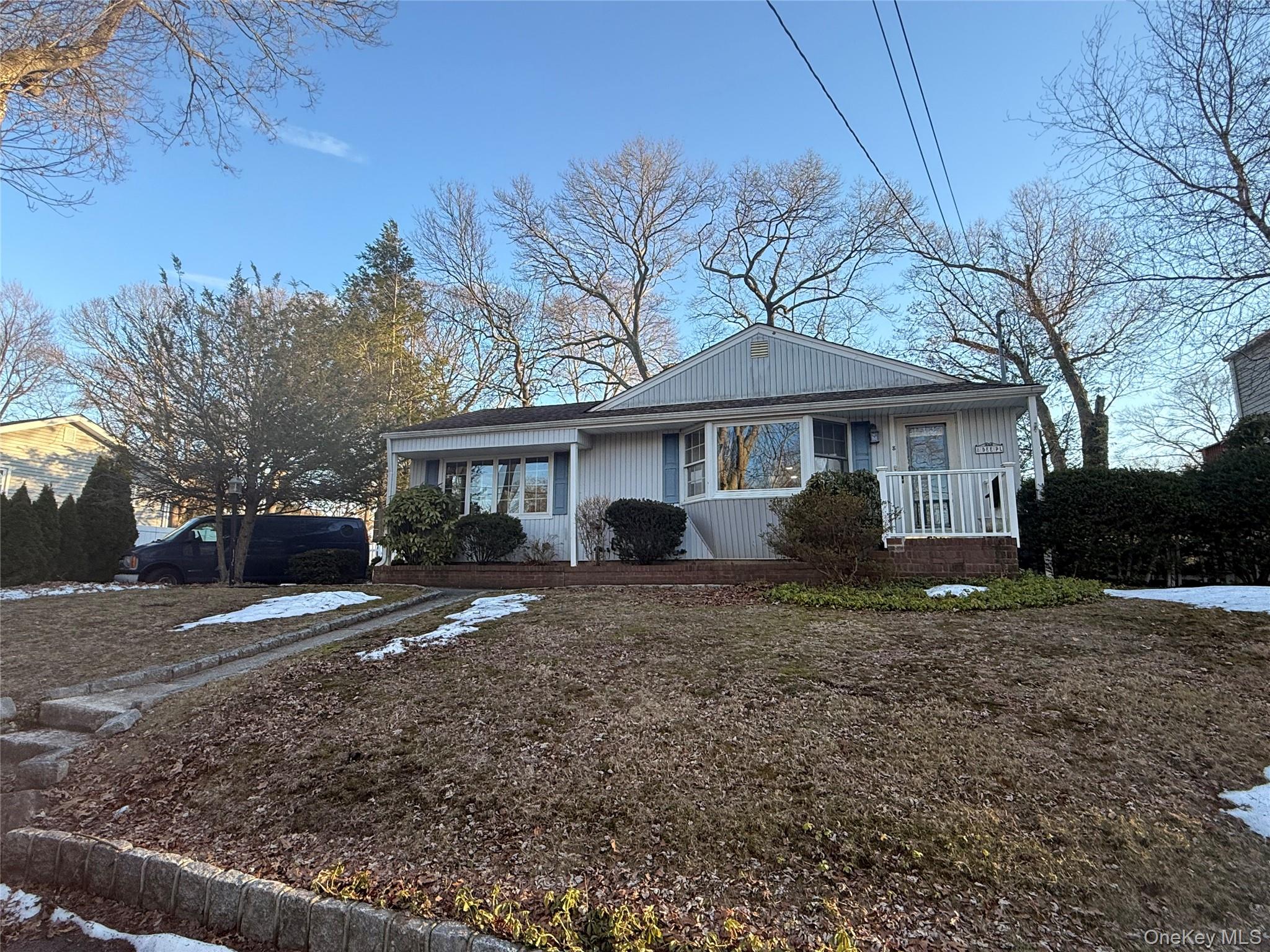 8 Dee Property Photo 1