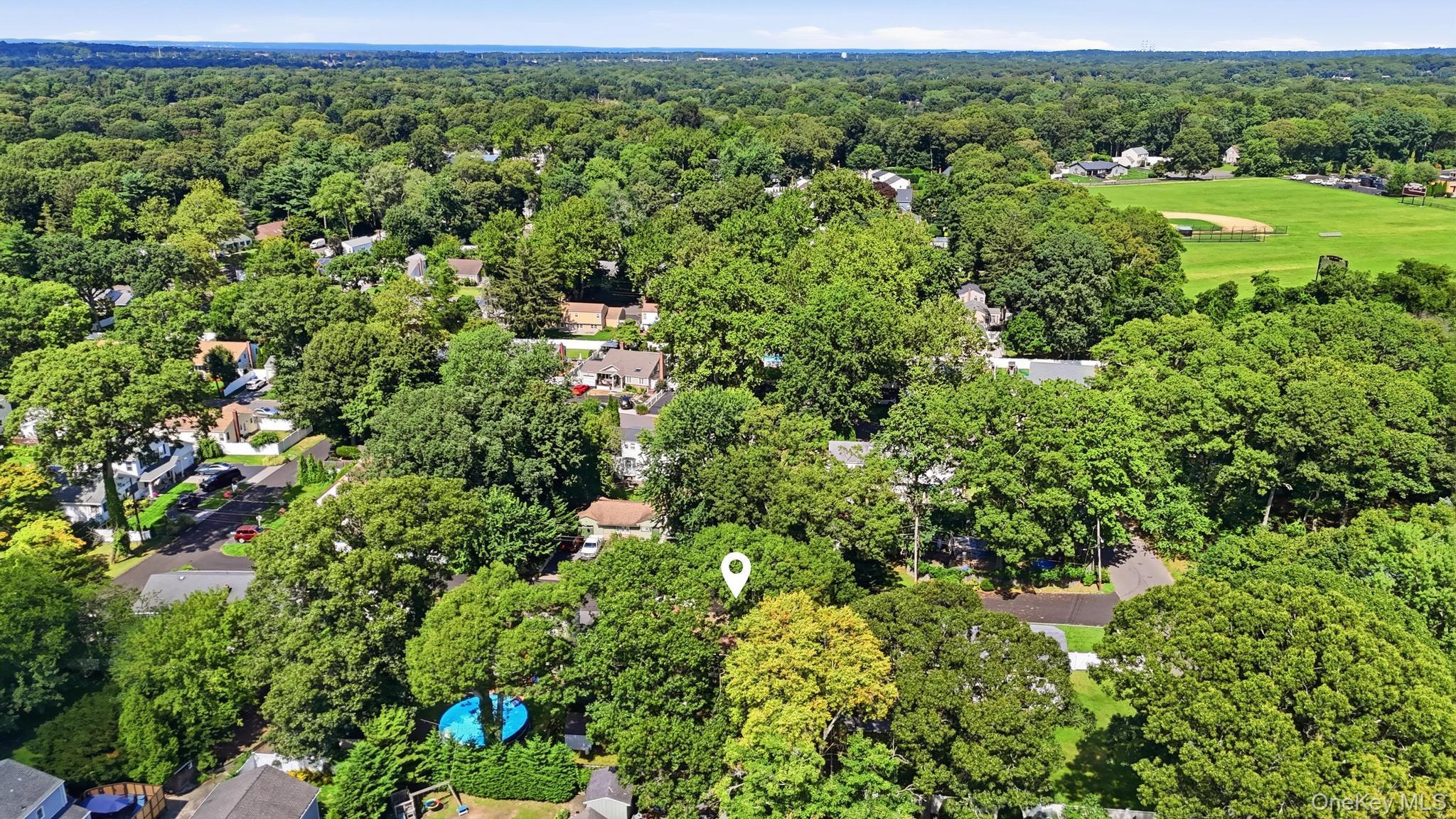 8 Dee Property Photo 9