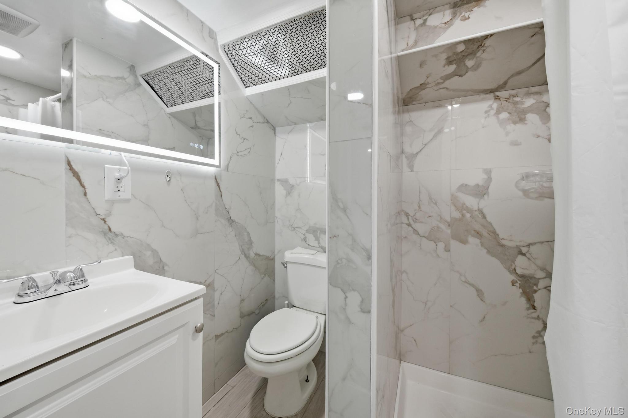 8 Dee Property Photo 21