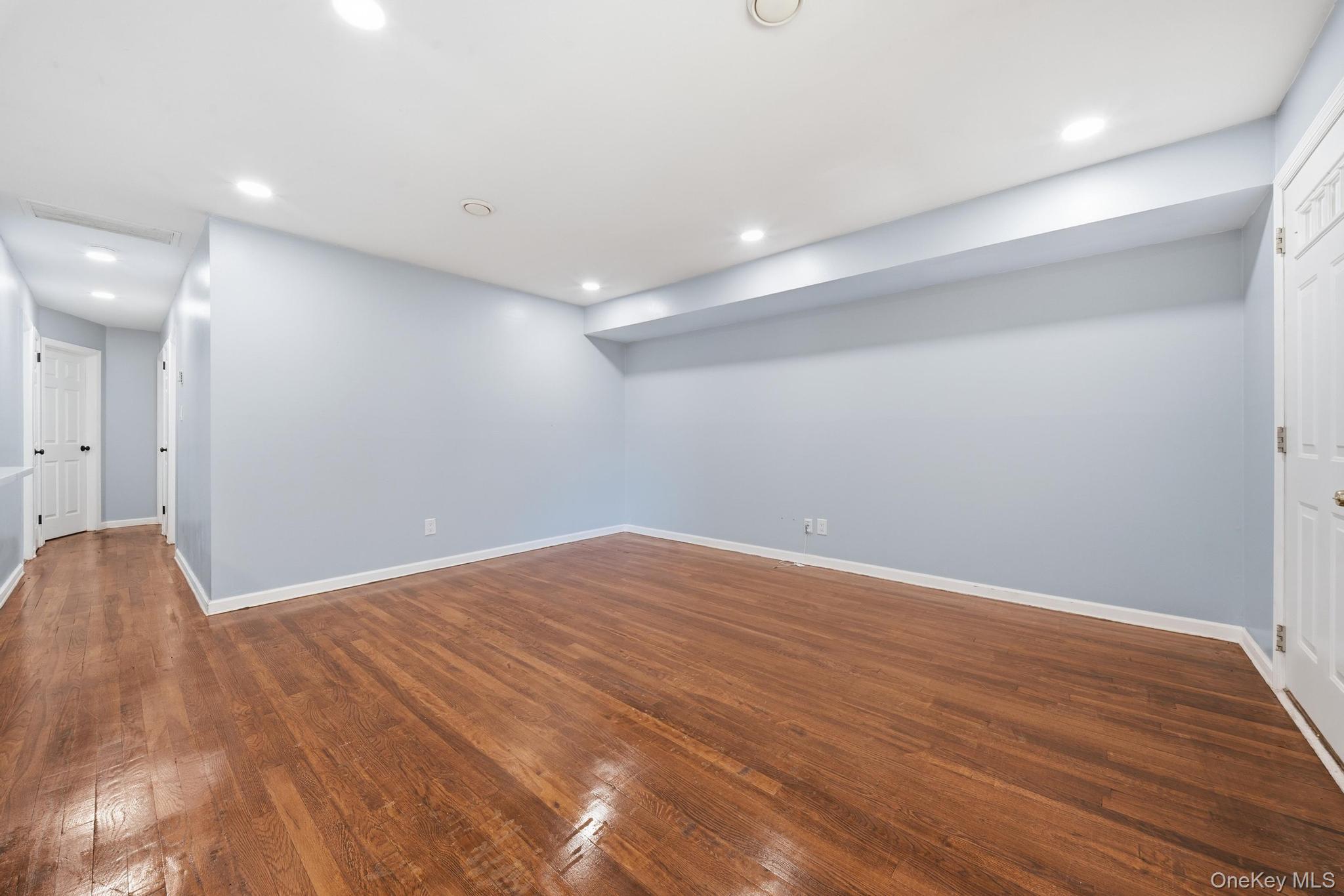 8 Dee Property Photo 39