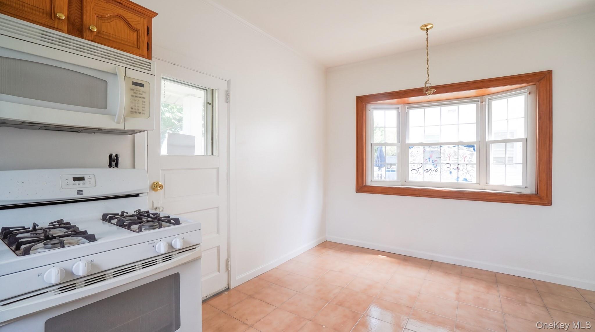 9221 Winchester Boulevard Property Photo 11
